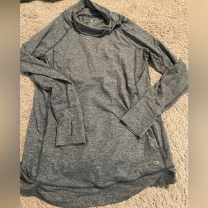 Gray Long Sleeve Athletic Maternity Top